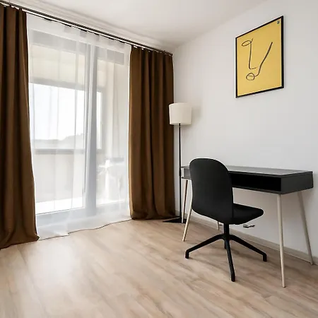 Riverside 45 Free Parking